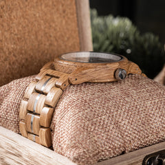 BOBO BIRD Montre en bois BOBO BIRD à quartz avec calendrier pour homme, marque de luxe originale, montre en bois pour homme 2024, nouvelle arrivée.