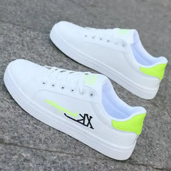2024 automne hommes chaussures décontractées hiver hommes chaussures de conseil sport léger hommes Tennis Sneaker doux blanc chaussures mâle plat