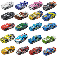 Tous les styles Disney Pixar Cars métal moulé sous pression voitures modèle Lightning McQueen alliage voiture numéro 4.19.28.36.51 101 série de course jouet