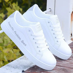 2024 automne hommes chaussures décontractées hiver hommes chaussures de conseil sport léger hommes Tennis Sneaker doux blanc chaussures mâle plat