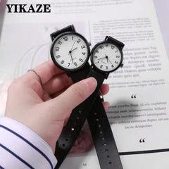 Montres à Quartz simples pour femmes, noir et blanc, bracelet en Silicone, montre-bracelet de loisirs pour dames, montre d'examen légère de luxe pour étudiants, horloge cadeaux
