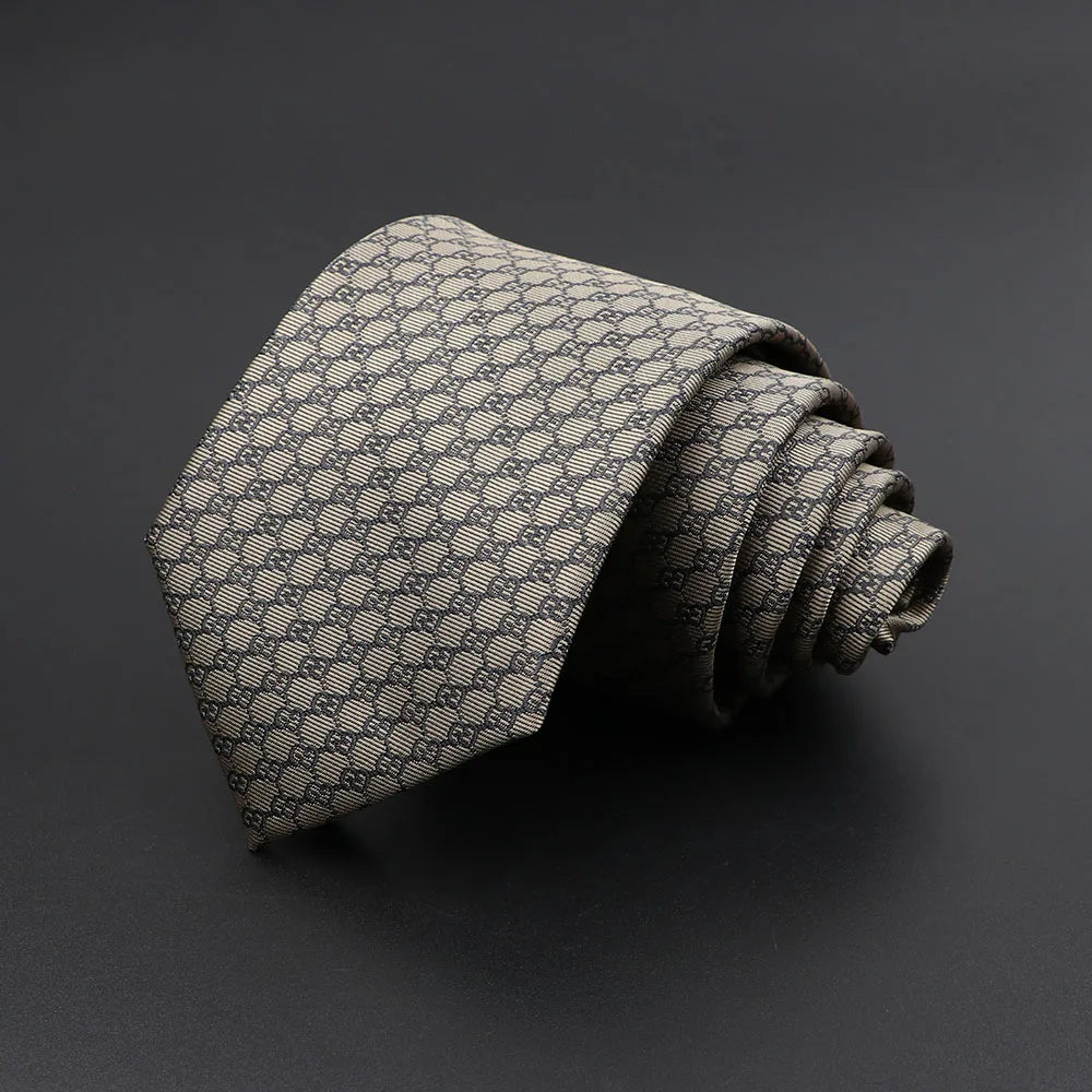 Nouveau Cravate Homme Classique Couleur Unie Rayure Plaid 8cm Jacquard Marine Cravate Accessoires Usure Quotidienne Cravat Mariage Cadeau de Fête