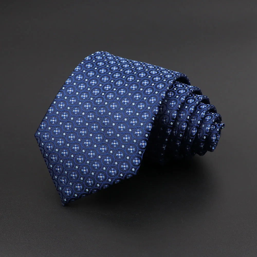 Nouveau Cravate Homme Classique Couleur Unie Rayure Plaid 8cm Jacquard Marine Cravate Accessoires Usure Quotidienne Cravat Mariage Cadeau de Fête