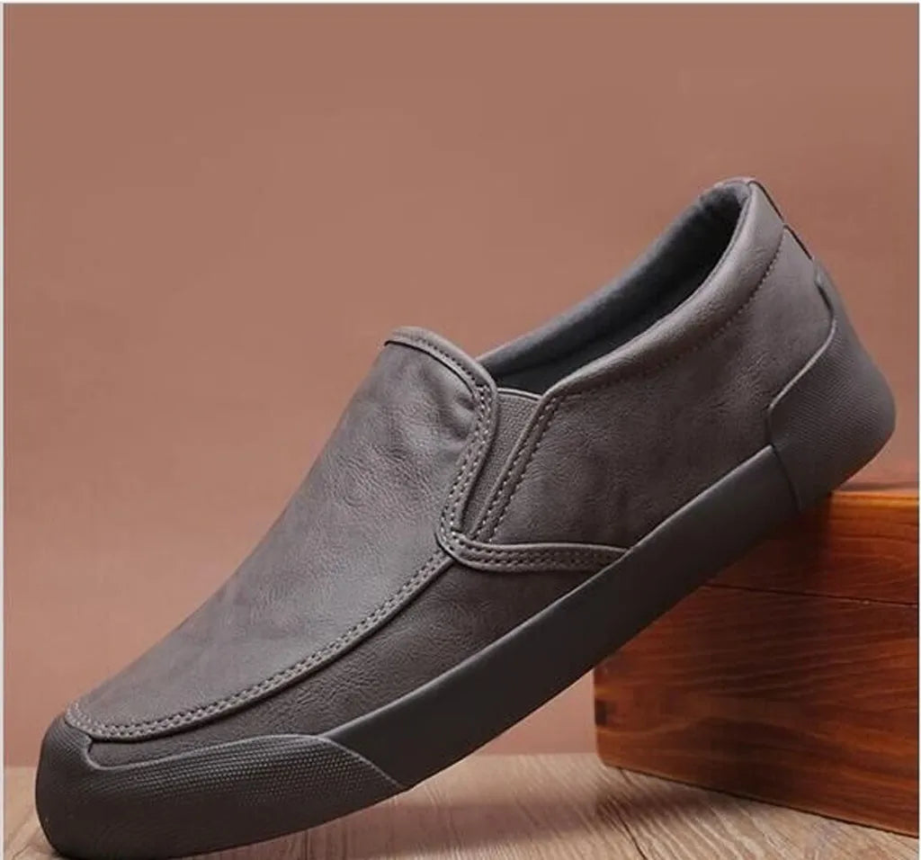 Mode cuir hommes chaussures décontracté plat hommes chaussures imperméable respirant mocassins hommes haute qualité mocassins confortable offre spéciale