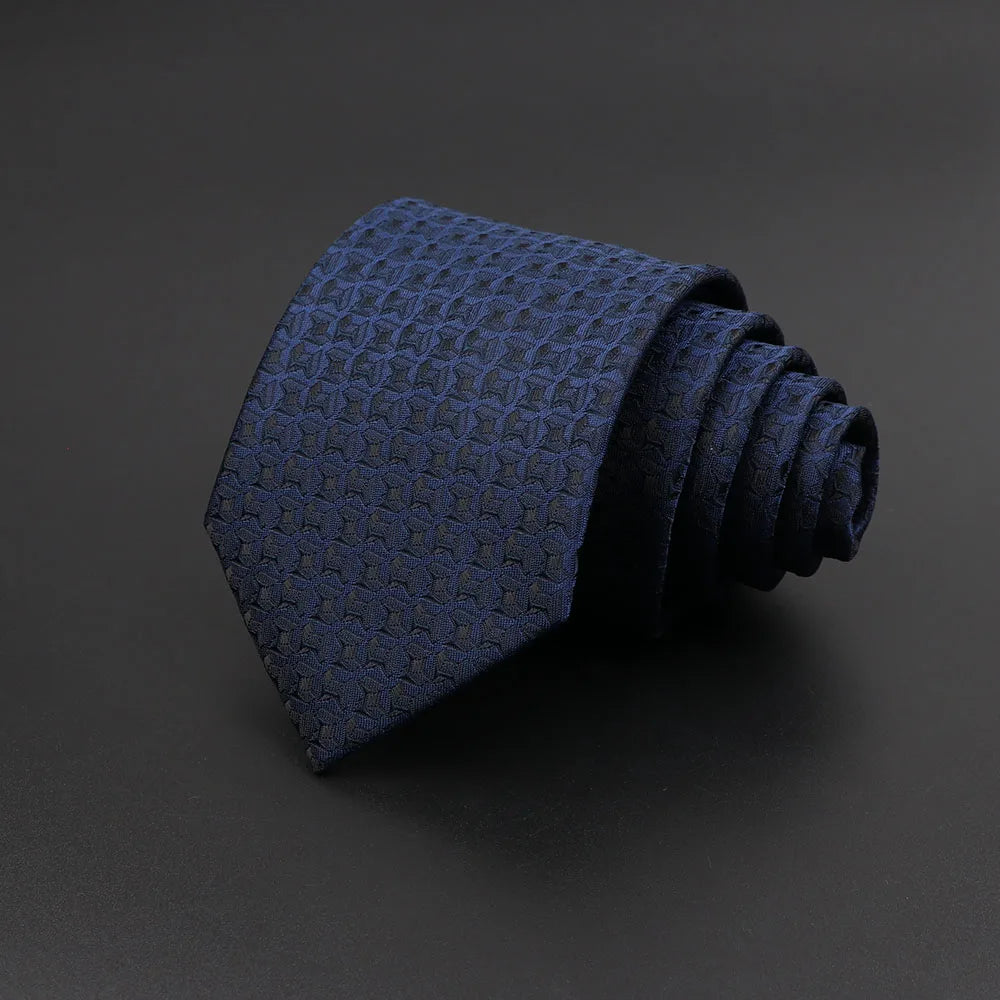 Nouveau Cravate Homme Classique Couleur Unie Rayure Plaid 8cm Jacquard Marine Cravate Accessoires Usure Quotidienne Cravat Mariage Cadeau de Fête