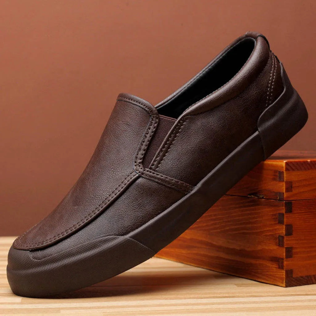 Mode cuir hommes chaussures décontracté plat hommes chaussures imperméable respirant mocassins hommes haute qualité mocassins confortable offre spéciale