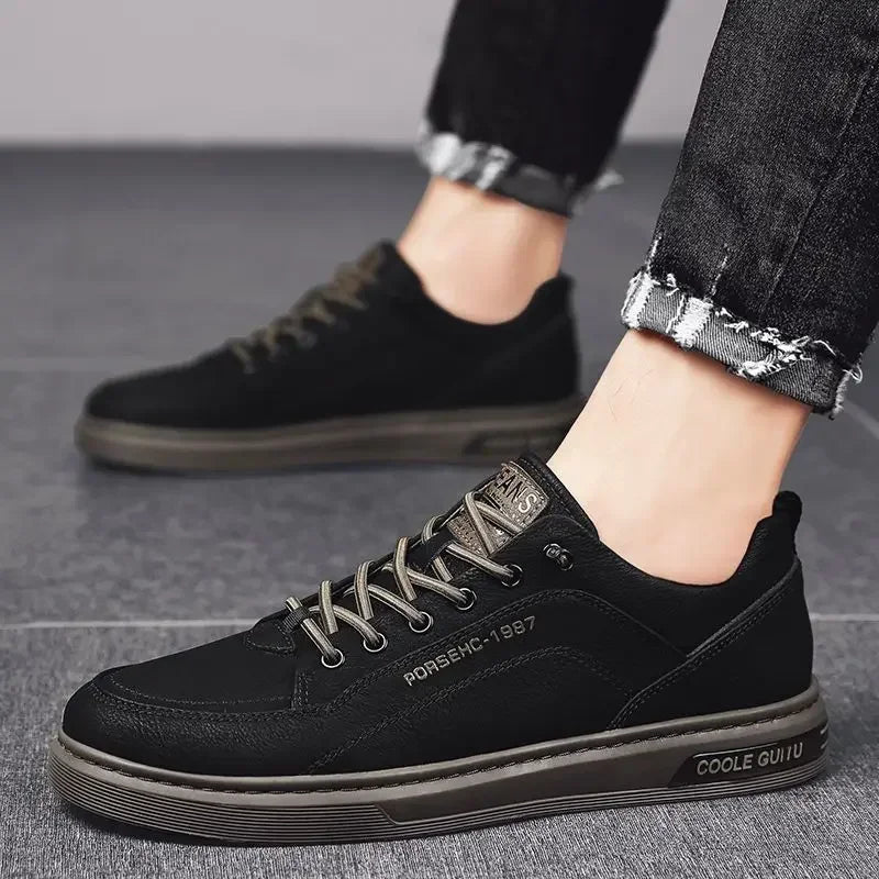 Baskets décontractées en cuir pour hommes, chaussures confortables et imperméables, grande taille 39-44, printemps 2023