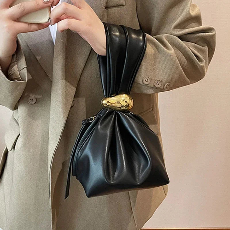 Pochette personnalisée en cuir souple pour femmes, Mini pochette seau plissée de luxe de styliste, sacs de soirée de fête à fermeture éclair latérale de tempérament