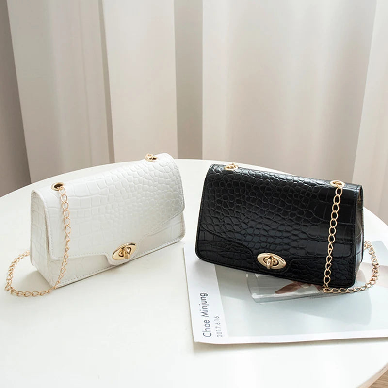Petit sac messager en cuir noir pour femmes, sac à bandoulière tendance pour dames, sacs à main de luxe simples
