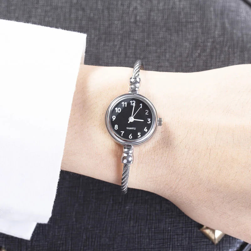 YIKAZE petit Bracelet en or montre de luxe en acier inoxydable rétro dames montre-Bracelet à Quartz mode décontracté mince chaîne montres
