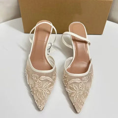 Escarpins de mariage blancs pour femmes, chaussures provoqué à talons hauts, maille brodée de fleurs, sangle arrière, sexy, designer de marque