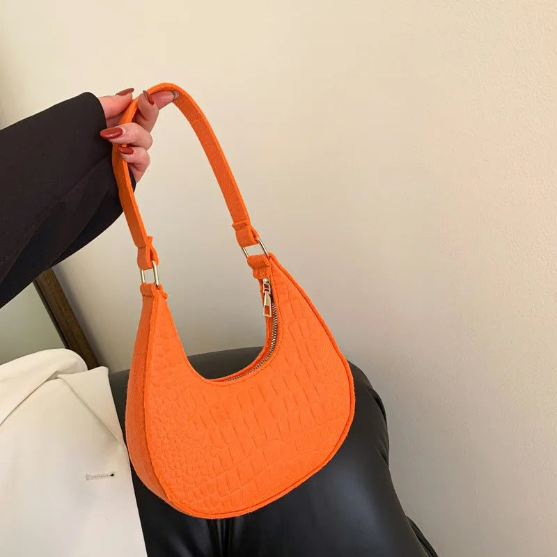 Nouveau sac pour femmes doux à la mode Version coréenne sac sous les bras couleur unie dames sacs à main Design de mode filles petits sacs à bandoulière