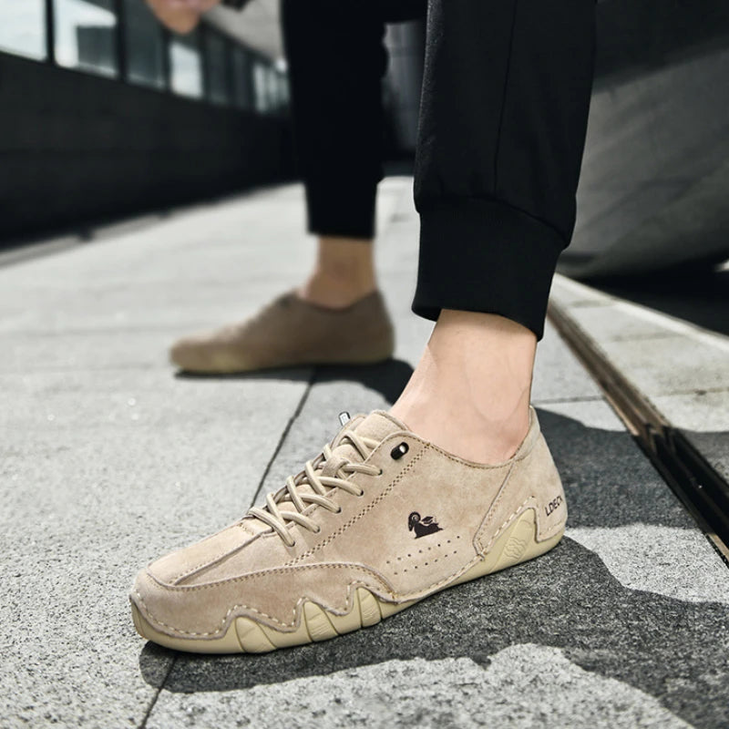 Chaussures décontractées en cuir pour hommes, baskets confortables de marche d'été, mocassins de styliste, chaussures de sport de luxe, nouvelle collection 2023