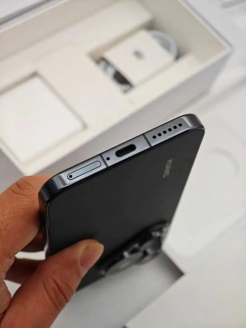 Huawei Pura 70 Smartphone 4G Écran 6,6 pouces 2760x1256px CPU Kirin 9000S1 Dual SIM (Nano SIM) USB Type-C Téléphone utilisé