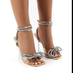 Strass nœud papillon femmes sandales PVC gelée Transparent Perspex talons hauts été Sexy bout carré sangle chaussures grande taille