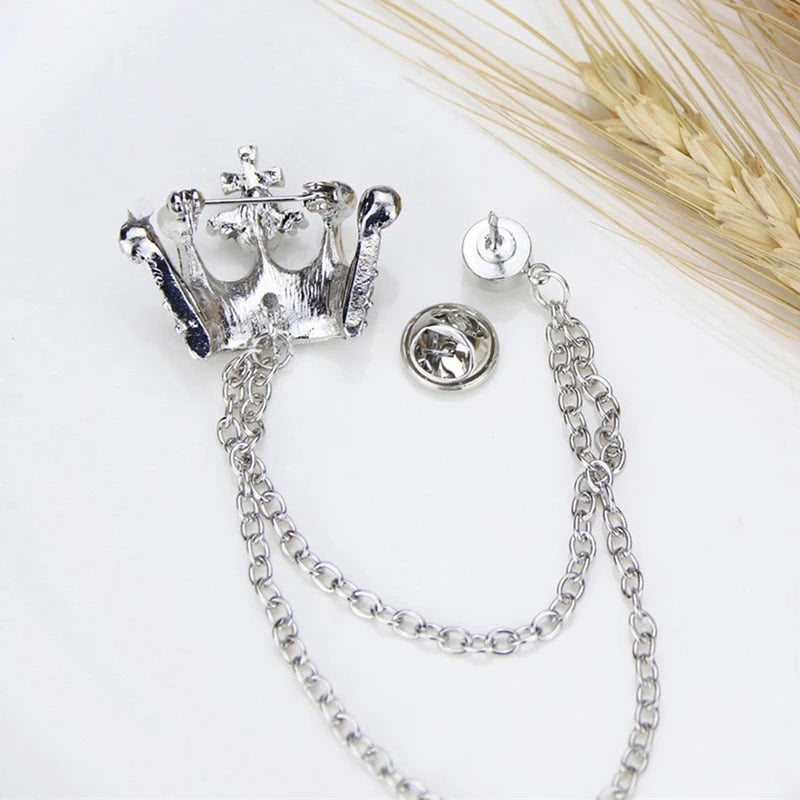 Broche Couronne Coréen Style Britannique Chaîne Couronne Broche Costume Pompon Chaîne Revers Épinglette Insigne Rétro Hommes Accessoires Banquet De Mariage