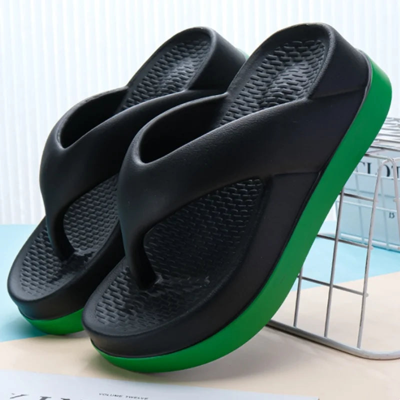 Tongs pour femmes, chaussures au Design populaire, tendance 2024, sandales à plateforme décontractées, pantoufles d'extérieur antidérapantes, caractéristiques uniques, sandales plates