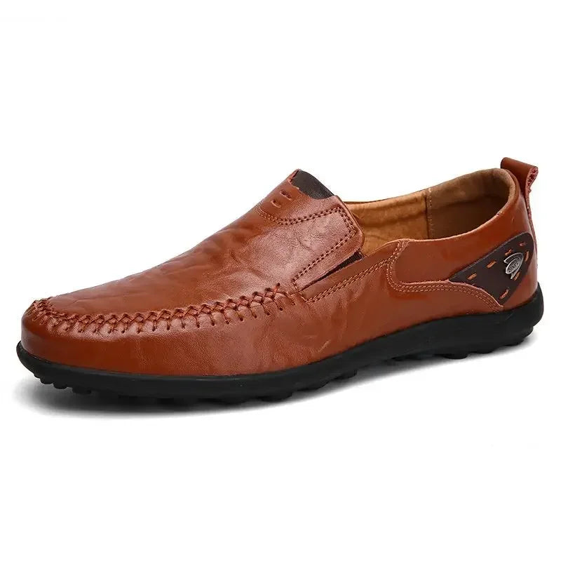 Chaussures décontractées mode en cuir véritable mocassins pour hommes mocassins confortables respirant glisser sur noir chaussures de conduite plus la taille 47