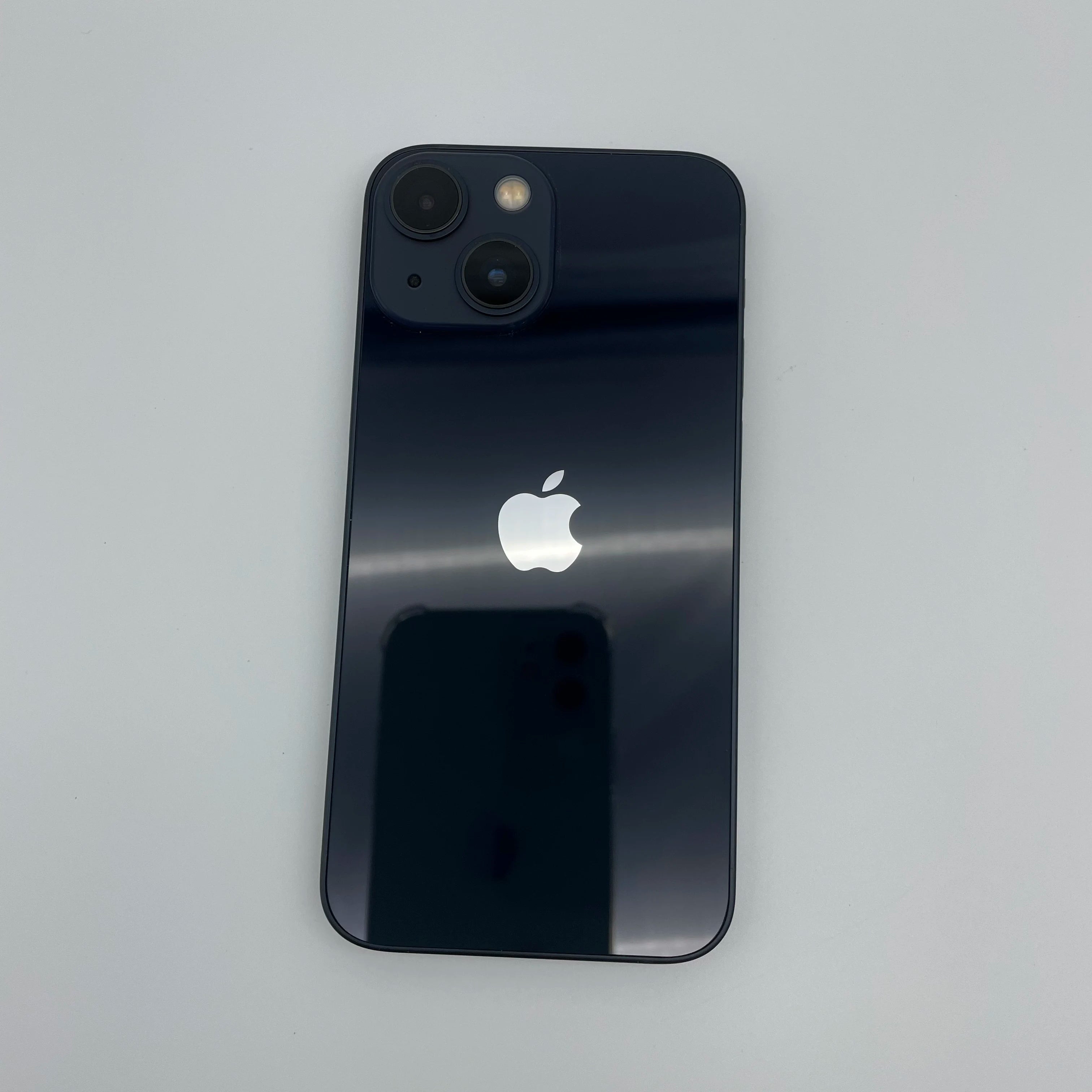 Apple iPhone 13 mini Original utilisé débloqué 5G téléphone portable Face ID 5.4 "128/256GB ROM 12MP caméra hexa-core IOS NFC Smartphones