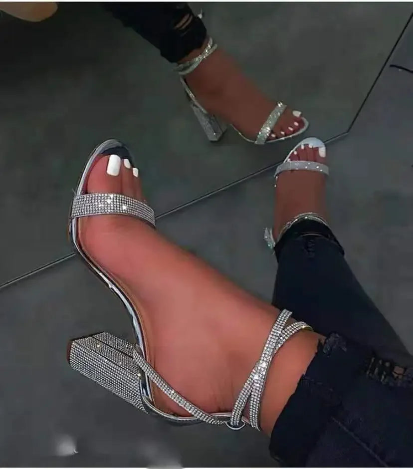 Sandales à talons hauts transparents pour femmes, chaussures à strass Sexy, escarpins grande taille, nouvelle robe de soirée d'été