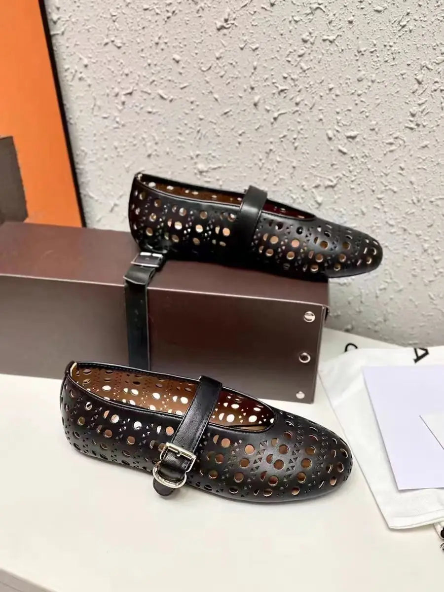 Chaussures plates découpées en cuir noir/blanc pour femme, mocassins à bout rond avec ceinture à boucle ajourée, mary janes, respirantes