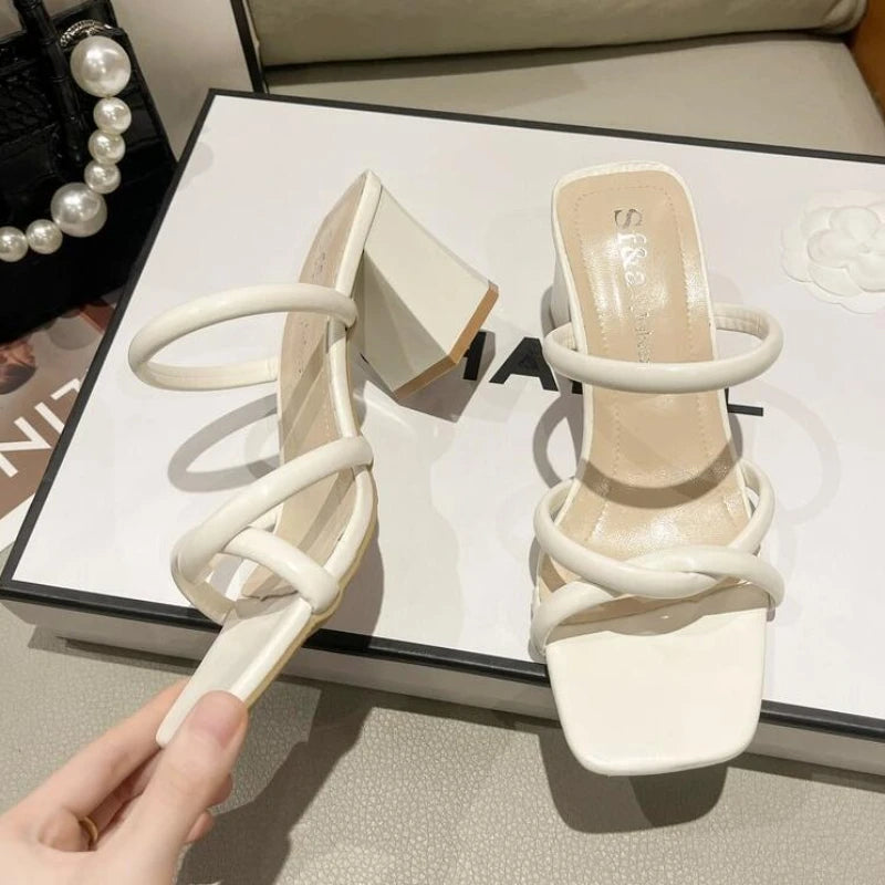 Escarpins d'été de styliste pour femmes, pantoufles, sandales, chaussures à talons hauts, bout carré, nouvelle collection 2024