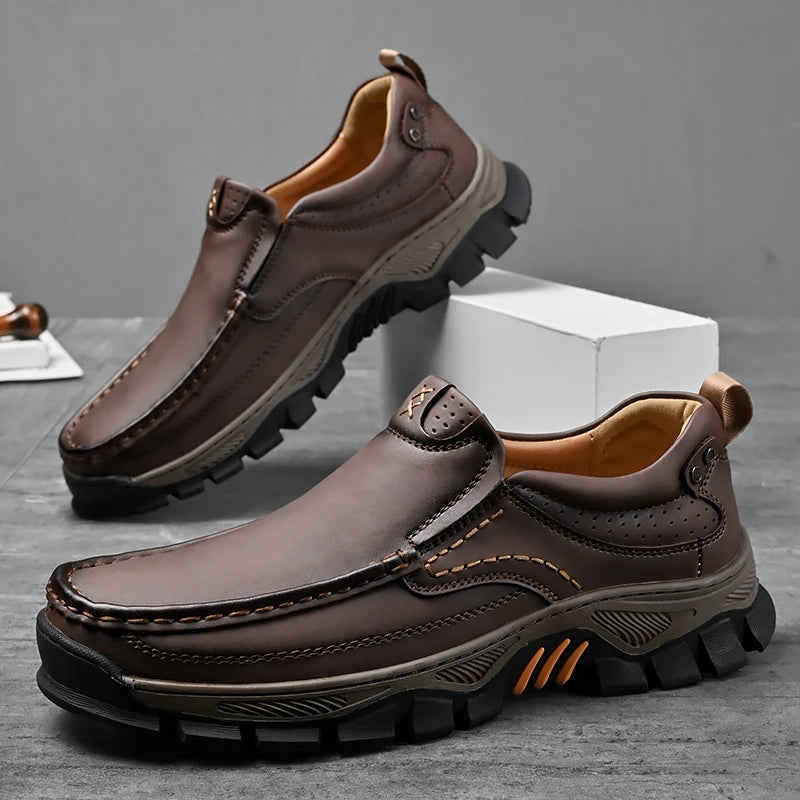 Mocassins en cuir de Style rétro pour hommes, chaussures confortables et décontractées, respirantes, pour la conduite, pour voyage, escalade, Camping