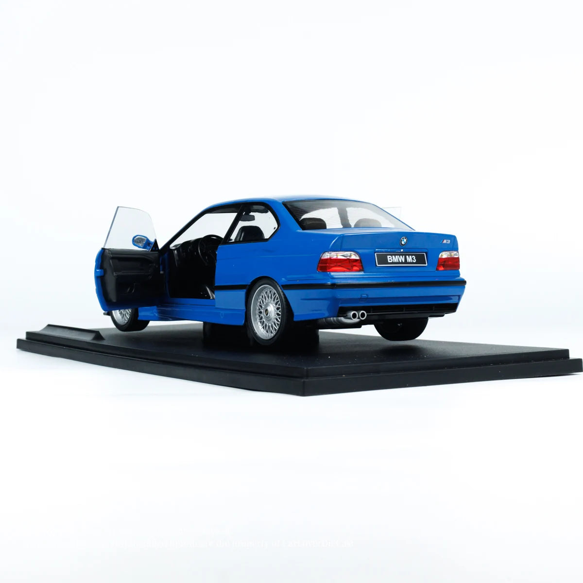 Modèle de voiture en alliage moulé sous pression, simulation BMW E36 M3 coupé bleu 1996, jouet de collection, cadeau, ornement d'affichage souvenir, échelle 1:18, Solido