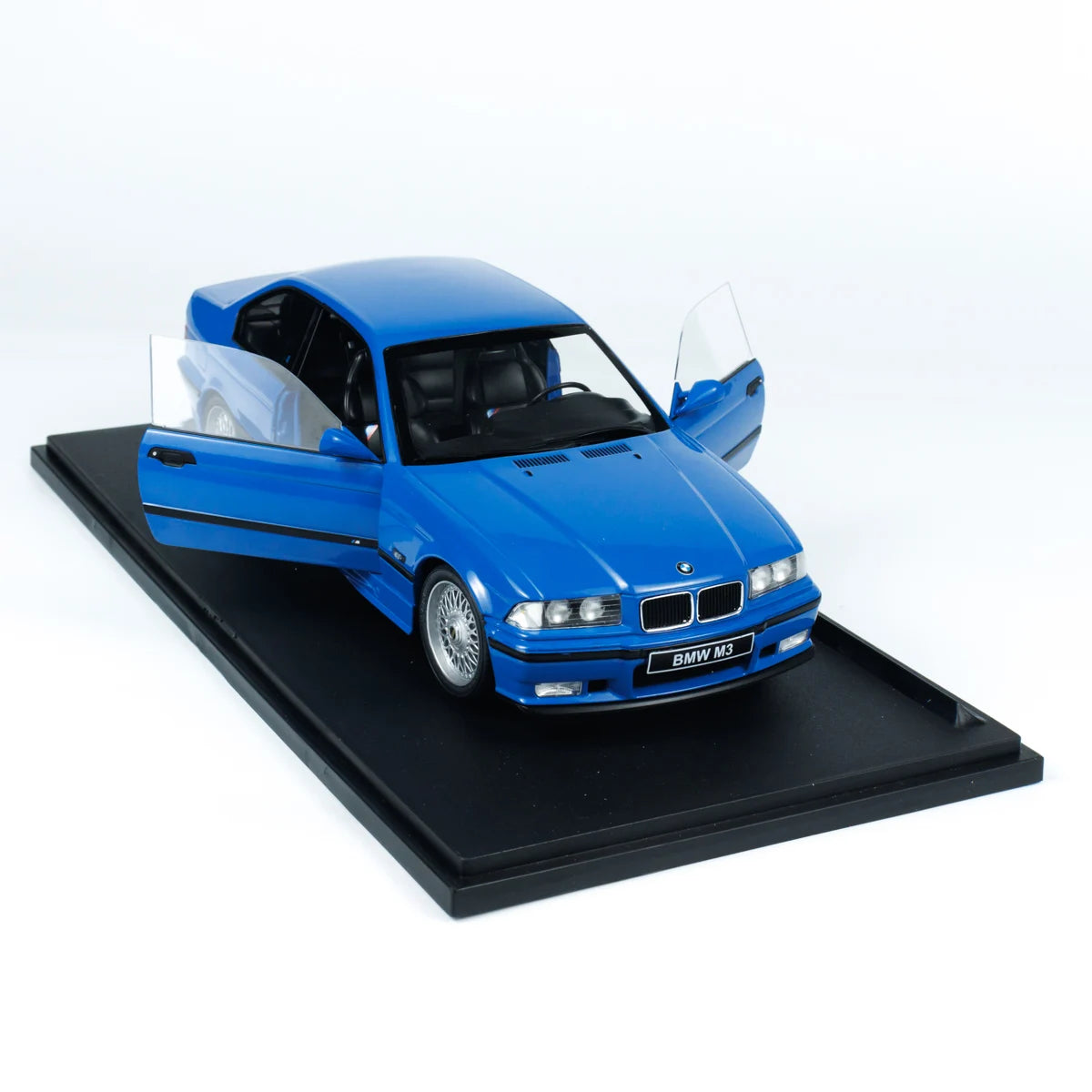 Modèle de voiture en alliage moulé sous pression, simulation BMW E36 M3 coupé bleu 1996, jouet de collection, cadeau, ornement d'affichage souvenir, échelle 1:18, Solido