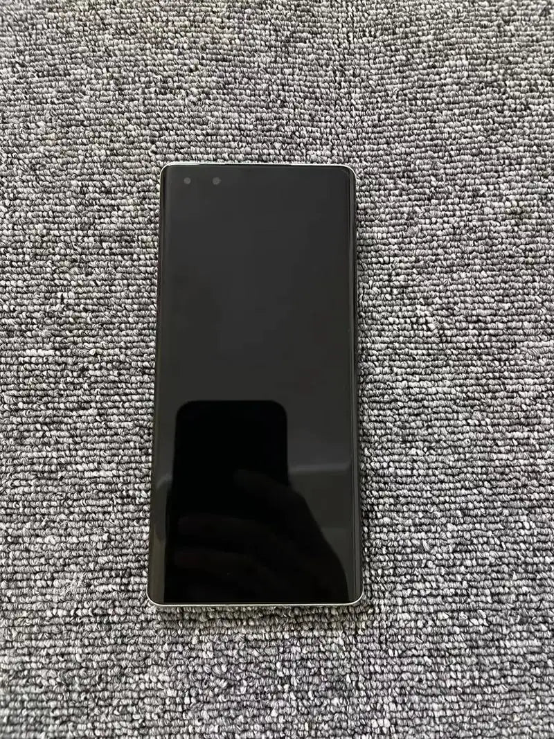 Huawei Mate 40 Pro 5G 6.76 pouces résolution 2772x1344px CPU Hisilicon Kirin 9000 batterie 4400mAh téléphone utilisé