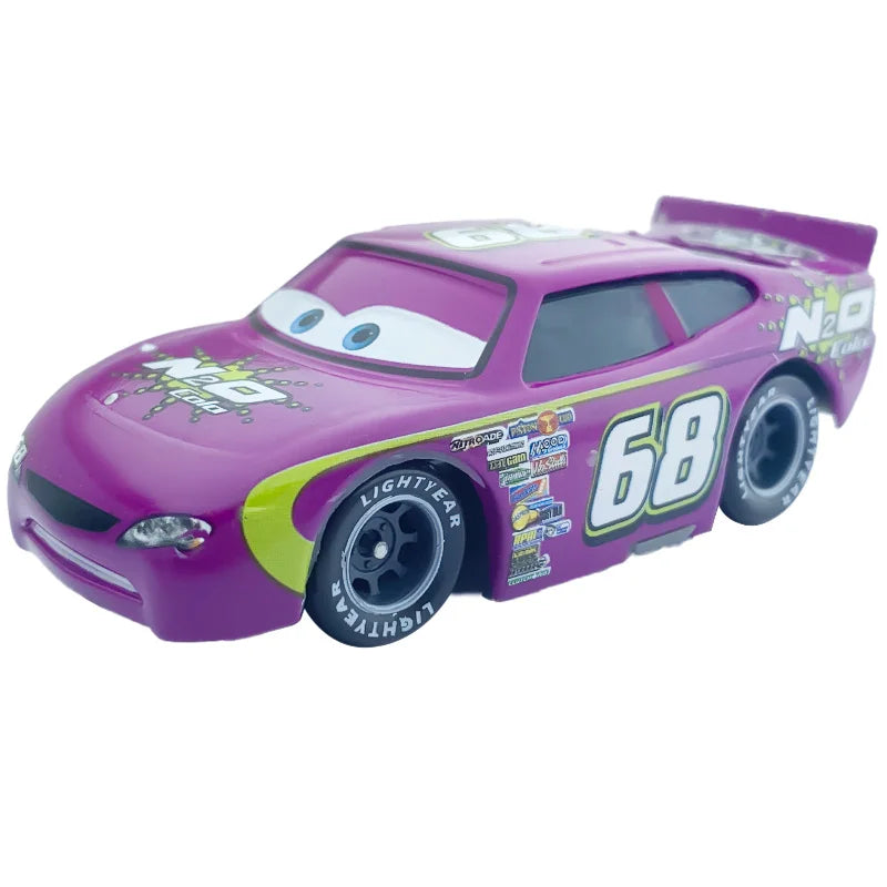 39 style voiture 2 Disney Pixar Cars 3 Mater Huston Jackson Storm Ramirez course dinoco racer moulé sous pression en alliage de métal garçon voitures jouet cadeau