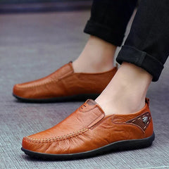 Mocassins en cuir véritable pour hommes, chaussures décontractées à la mode, mocassins confortables, respirants, à enfiler, chaussures de conduite noires, grande taille 47