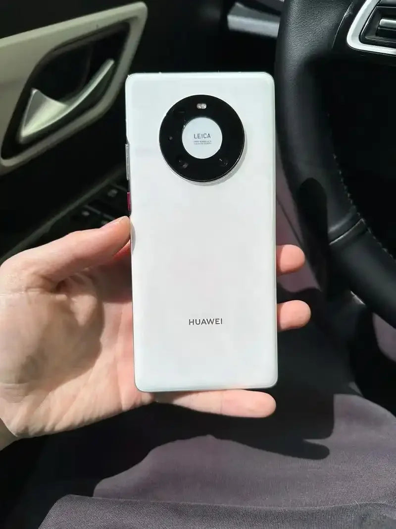 Huawei Mate 40 Pro 5G 6.76 pouces résolution 2772x1344px CPU Hisilicon Kirin 9000 batterie 4400mAh téléphone utilisé