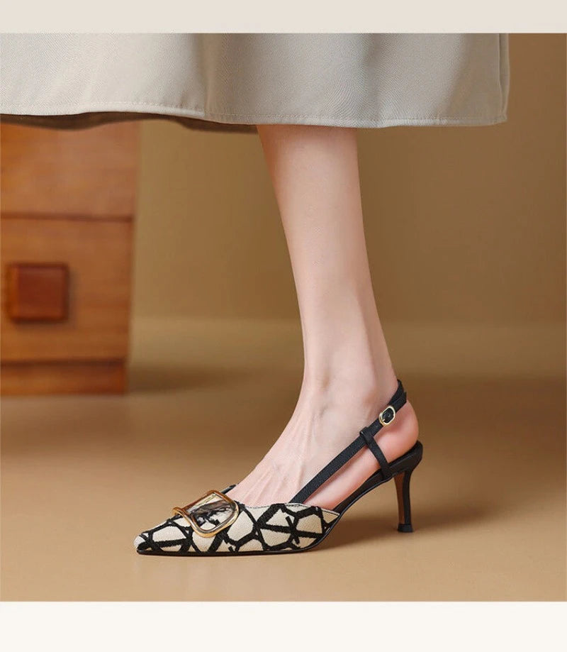 Femmes Sexy talons hauts sandales mode bout pointu Slingback chaussures robe d'été fête talons aiguilles marque pompes métal décor sandales