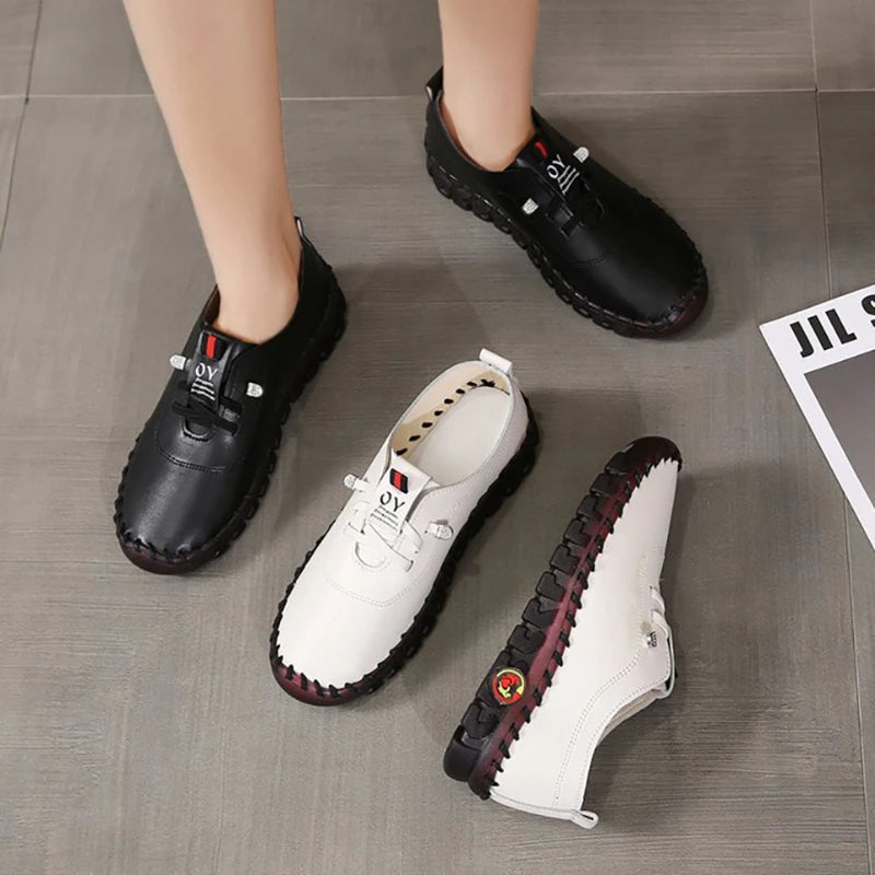 Femmes Grande Taille 35-43 Yard PU Cuir Chaussures De Sport Chaussures De Course Fond Plat Avec Sangles Élastiques Chaussures Pour Femmes Baskets