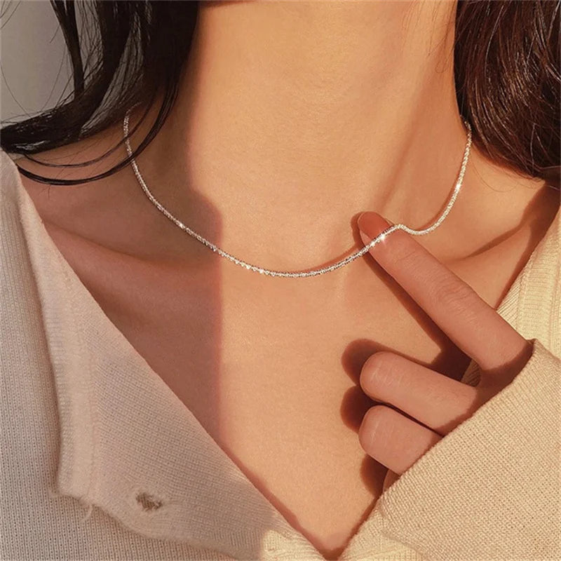 Collier en forme de V créatif simple pour les femmes Serpent plat Chaîne Tour de cou Mode Lame Chaînes Cou Accessoires Bijoux Cadeau