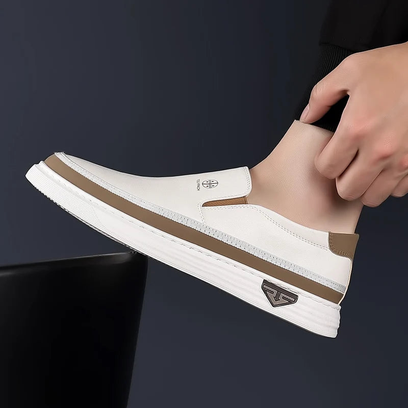 Mocassins en cuir véritable pour hommes, chaussures décontractées faites à la main, marque de luxe, mocassins respirants à enfiler, chaussures de conduite, 2024