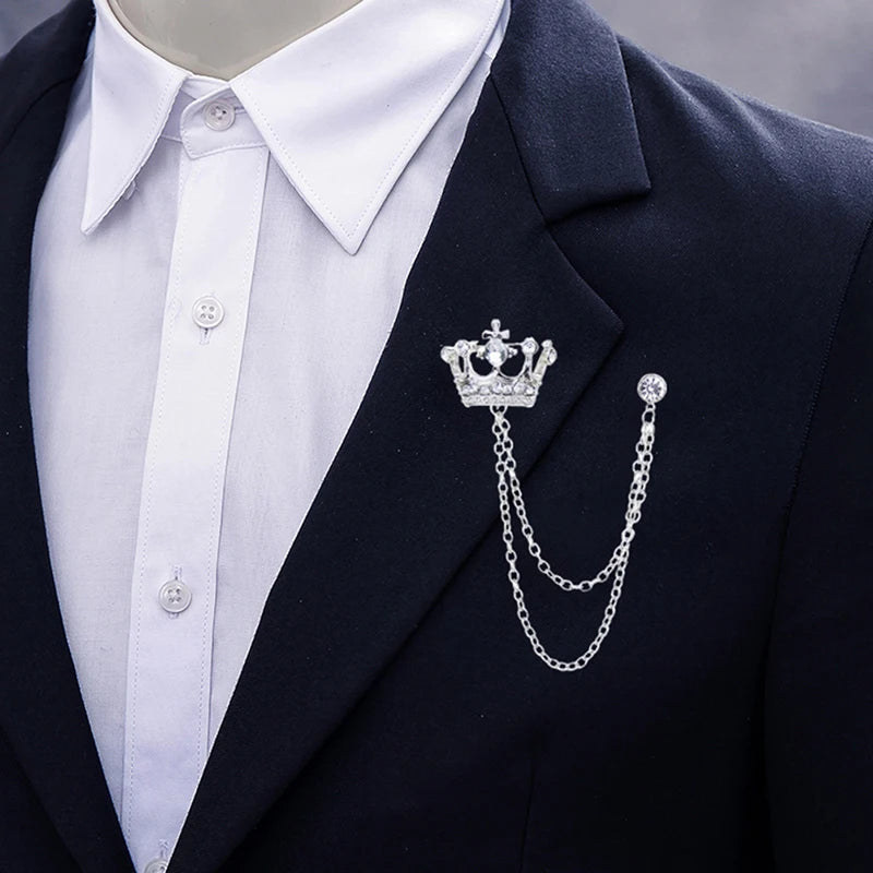 Broche Couronne Coréen Style Britannique Chaîne Couronne Broche Costume Pompon Chaîne Revers Épinglette Insigne Rétro Hommes Accessoires Banquet De Mariage
