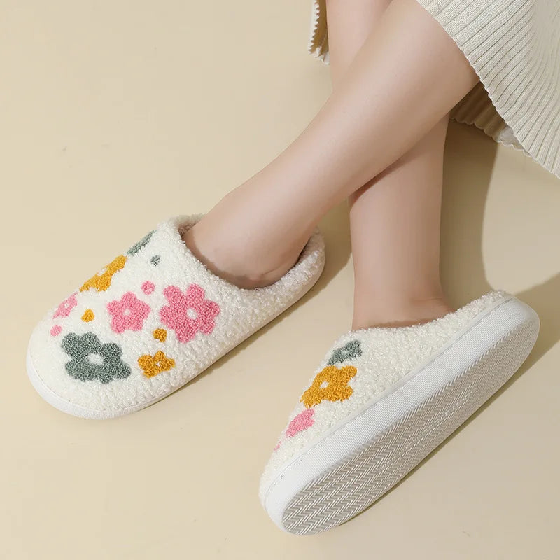 Nouveau hiver belles femmes pantoufles filles mode fleurs maison diapositives Couples mou mouettes sandales plates hommes tongs de noël