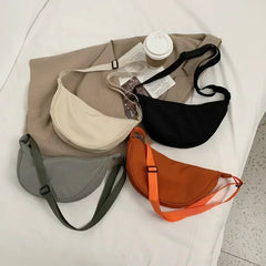 Sac de poitrine de couleur unie pour femmes, sac à bandoulière de voyage de grande capacité, sac de ceinture demi-lune pour dames, sacs banane de rue quotidiens 2024