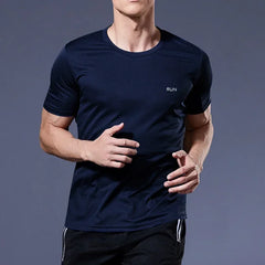 T-Shirt d'été à haute élasticité pour hommes, respirant, en soie glacée, à manches courtes, hauts décontractés, séchage rapide, chemise de course, vêtements masculins