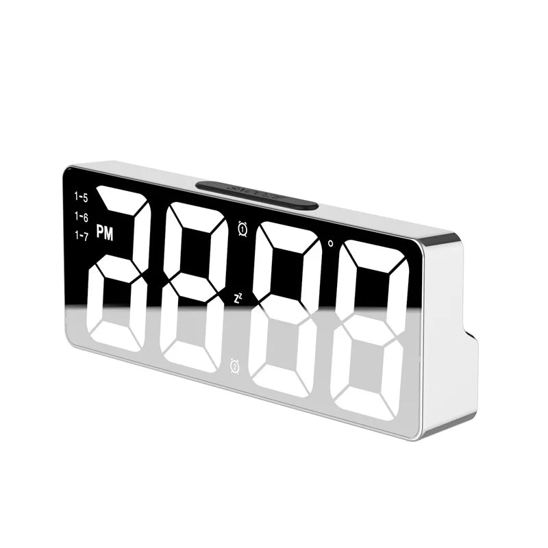 Dernière horloge numérique LED réveil chambre horloge de bureau électronique avec affichage de la température luminosité réglable 12/24 heures