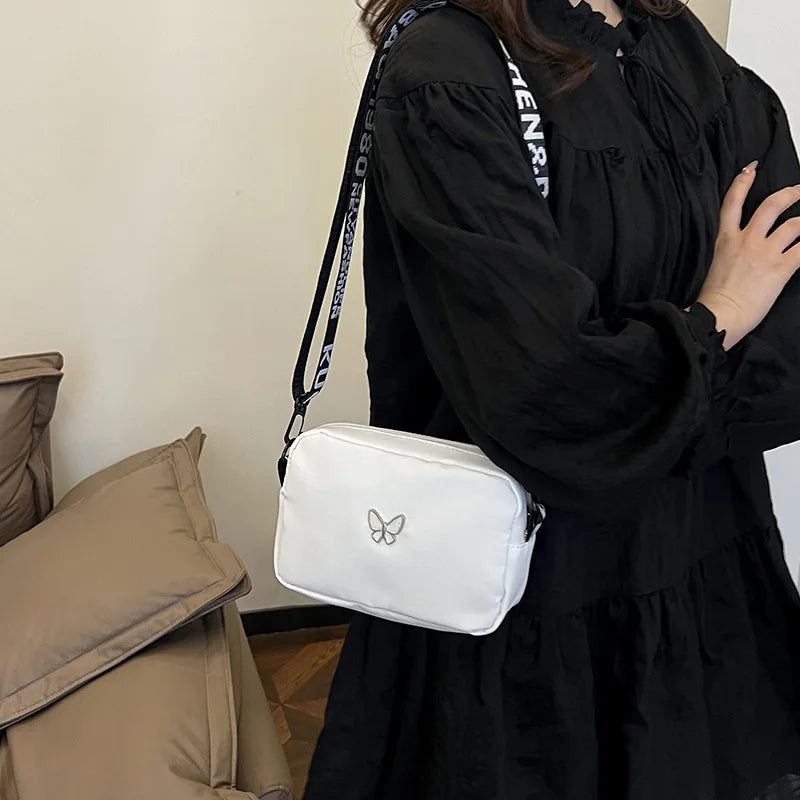 Nouvelle mode femmes sacs à bandoulière sac de maquillage femmes tendance Lingge broderie appareil photo sac à bandoulière conception Nylon petit sac de messager