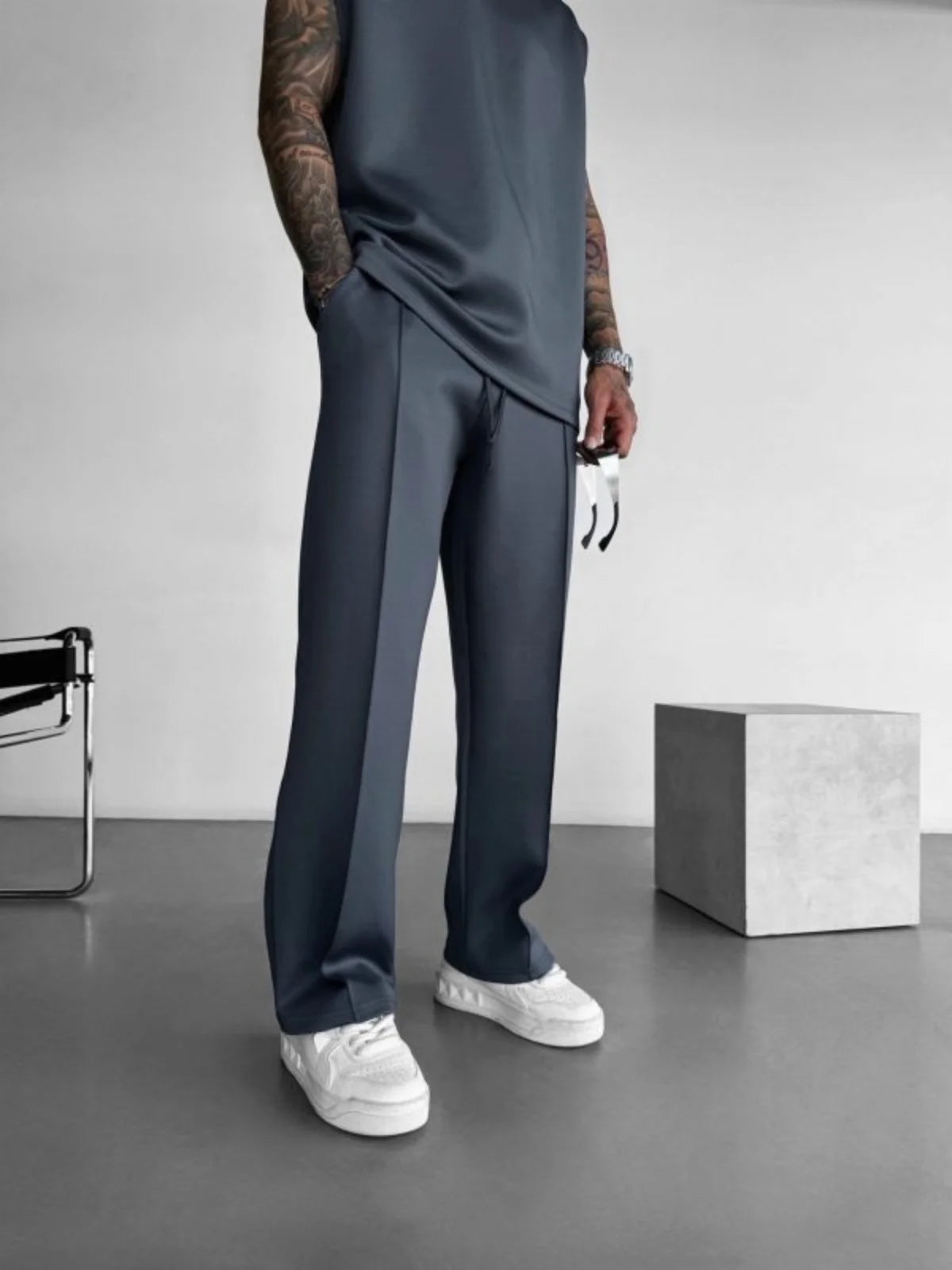 Nouveaux pantalons décontractés pour hommes, pantalons de nettoyage de poche de couleur unie plissés à une ligne avec cordon de serrage à la taille élastique élégant et confortable