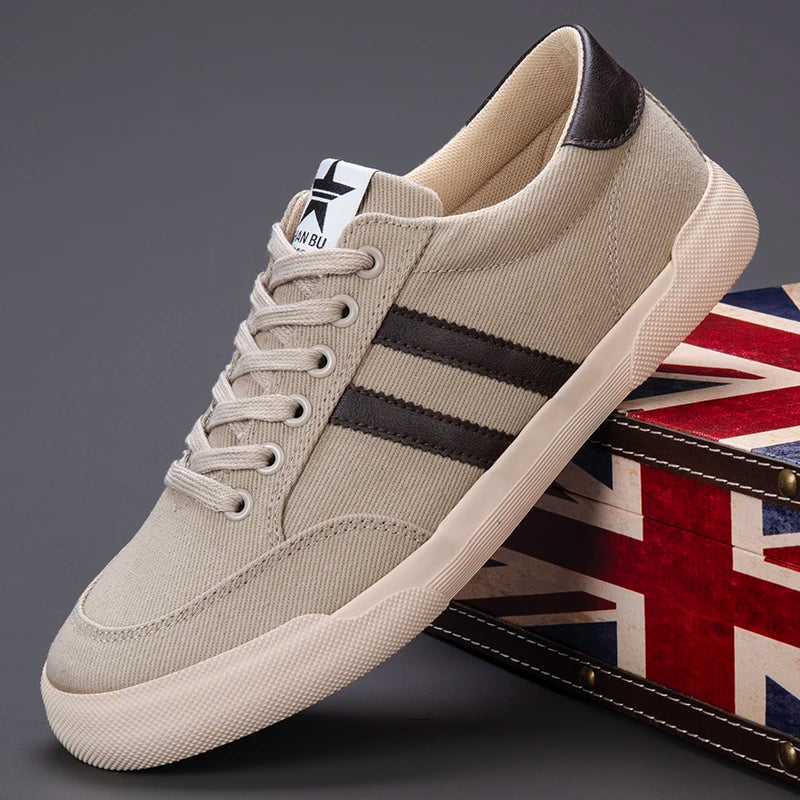 Chaussures rétro en toile rouge pour hommes, baskets plates décontractées de styliste à lacets, vulcanisées, nouvelle collection printemps été 2023