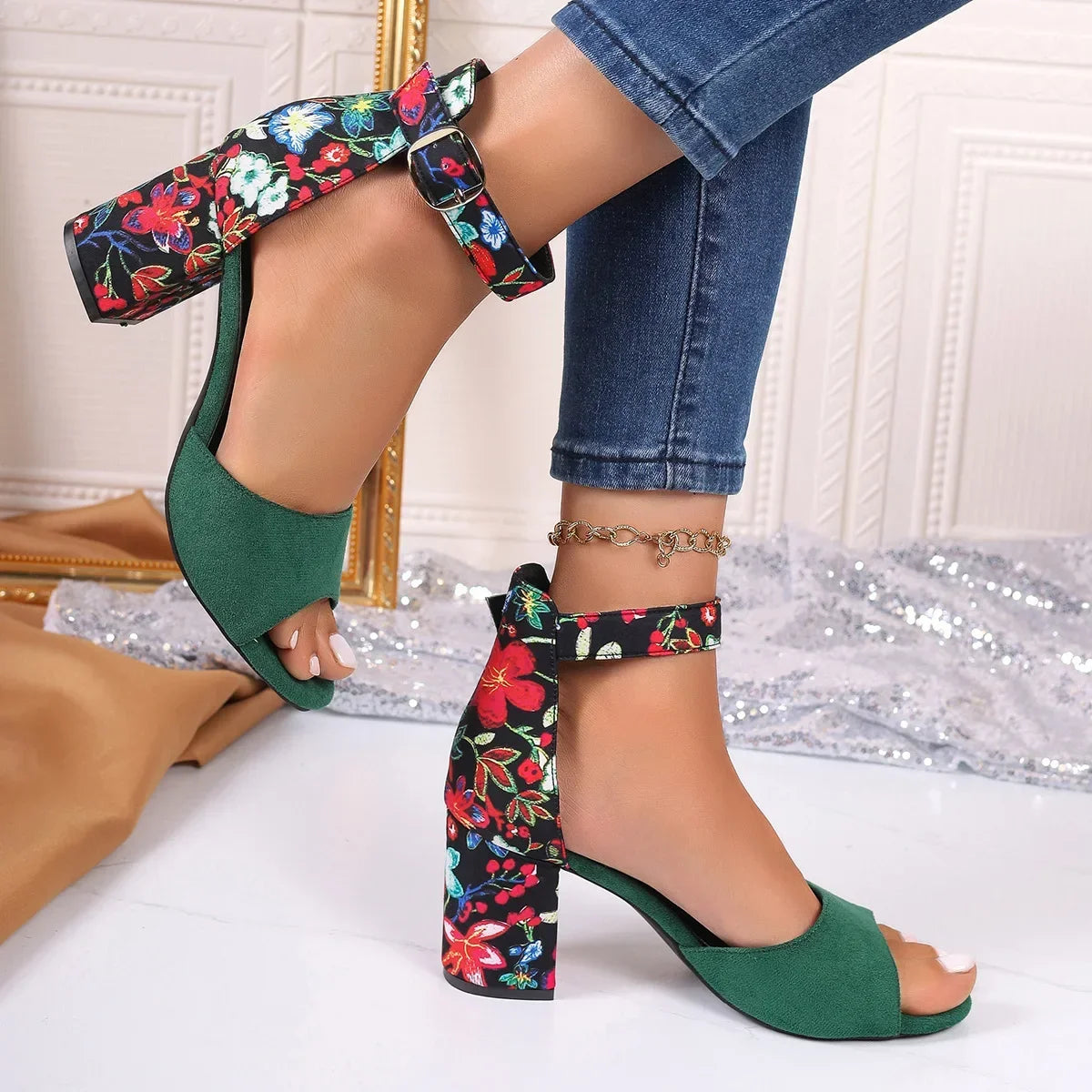 Sandales pour femmes chaussures à talons hauts talons épais Sandalias mode dames lanières de cheville chaussures de plage décontractées 43 grande taille