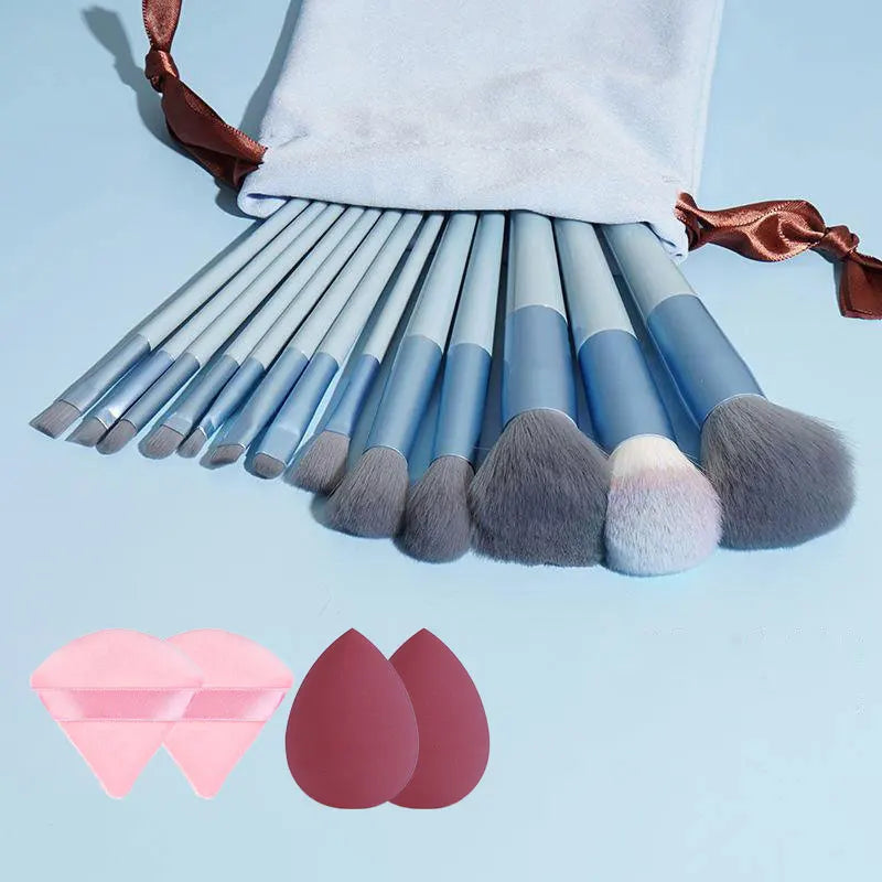 Makeup Brushes Set With 4 Sponge Puff Make-up for women Korean Cosmetics Foundation Blush Brush Complete Kit