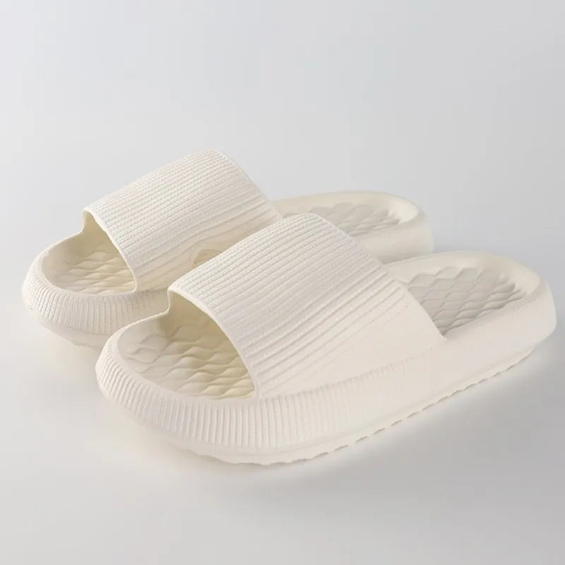 Crestar femmes été pantoufles intérieur semelle épaisse antidérapant salle de bain diapositives confort semelle souple EVA sandales dame plage plate-forme chaussures